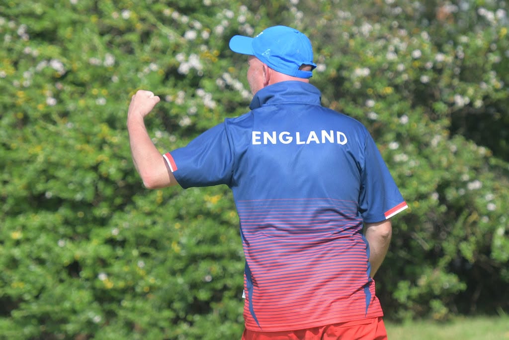 It's All Smiles, Hugs And Fist Pumps For England As They Head Into Day 3 Of The ... It's All Smiles, Hugs And Fist Pumps For England As They Head Into Day 3 Of The ...