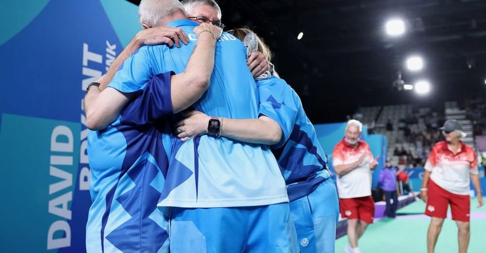 Tiebreaks and tears as first Bowls golds are decided…