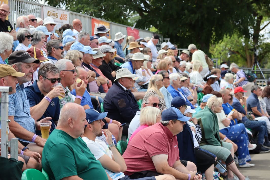 Who Can You Spot? Great Crowd Around ‘a’ Green For The Women’s Fours Final And ... Who Can You Spot? Great Crowd Around ‘a’ Green For The Women’s Fours Final And ...