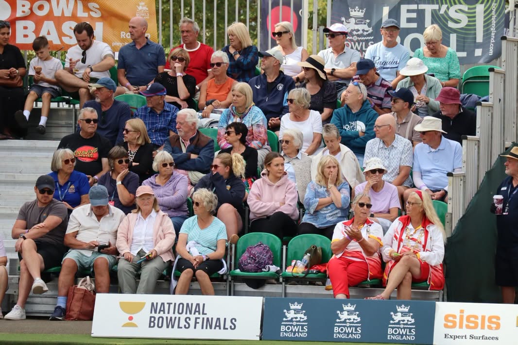 Who Can You Spot? Great Crowd Around ‘a’ Green For The Women’s Fours Final And ... Who Can You Spot? Great Crowd Around ‘a’ Green For The Women’s Fours Final And ...