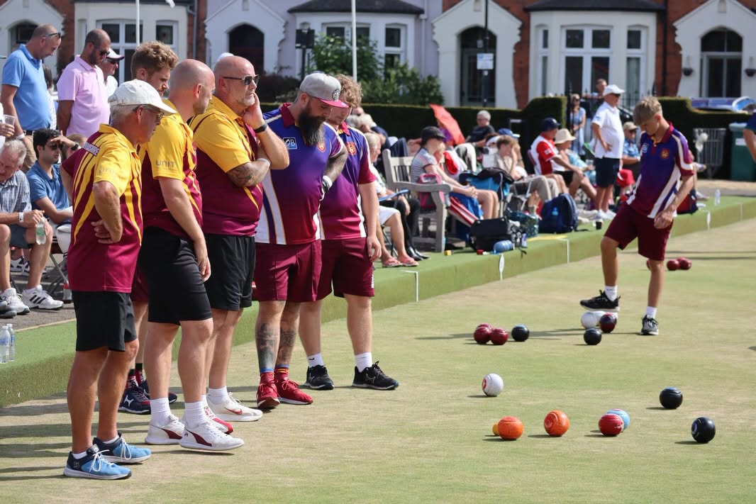 Brilliant To See A Good Crowd In For The Balcomb Trophy & Walker Cup Semi-Finals...