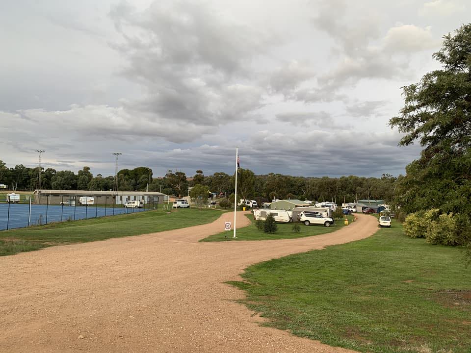 Wirrabara Bowling Club logo